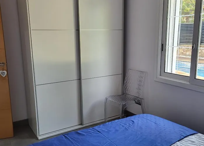 07 Calafato بيت للعطل كالافات